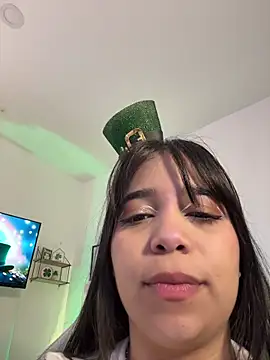 tati reyess online show from March 17, 12:42 pm