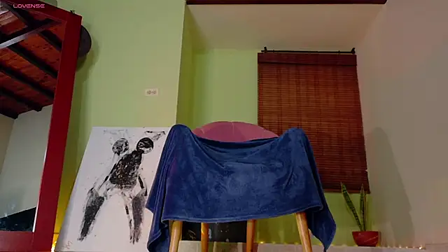 Emma  Blanco online show from April 26, 4:38 pm