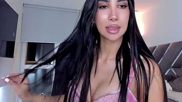 GarciaMilu online show from June 7, 3:35 am