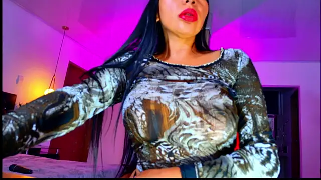 SQUIRT4UMEGAN online show from May 1, 1:42 am