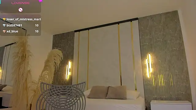 riley sierra online show from October 31, 1:15 pm