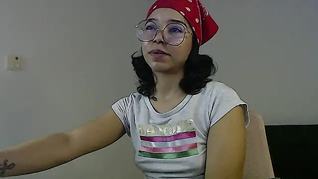 Putaku San online show from December 20, 5:00 am