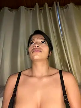 AgathaGeorgiou online show from November 24, 10:45 pm