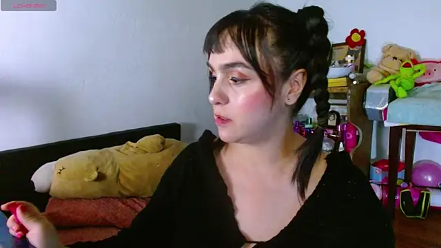 collette beaufoy  online show from July 20, 8:28 am
