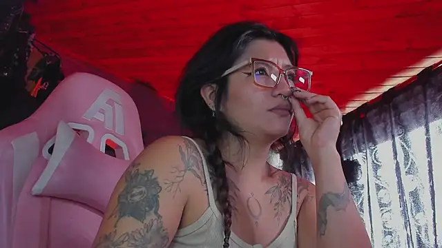 annie walker6 online show from September 18, 6:17 pm