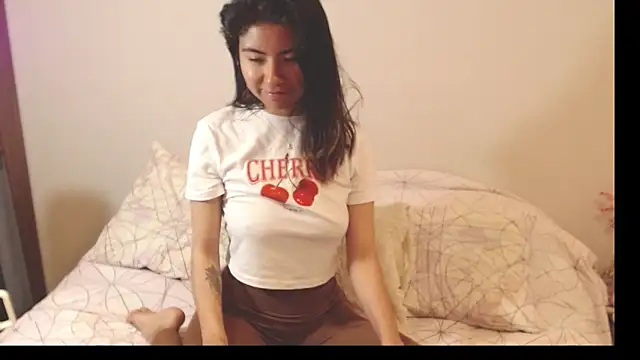 alice middlee online show from November 12, 2:04 pm