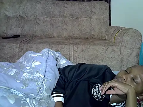 AurelAda online show from December 5, 1:16 am