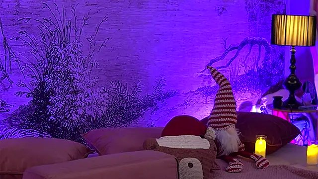 YamiraKim online show from December 15, 6:57 pm