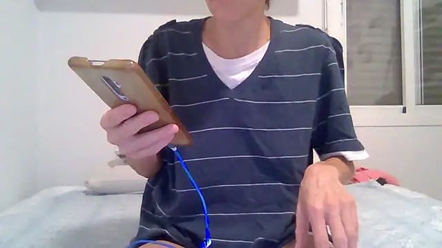 zorritasuperhot online show from October 25, 6:10 am