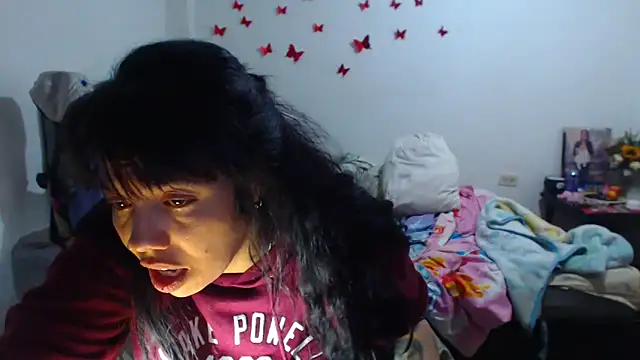 AmaraRoberts420 online show from September 21, 10:41 pm