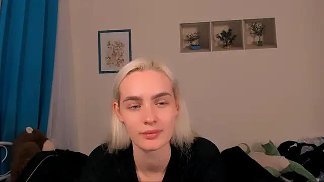 OliviaKisss online show from June 16, 8:54 pm