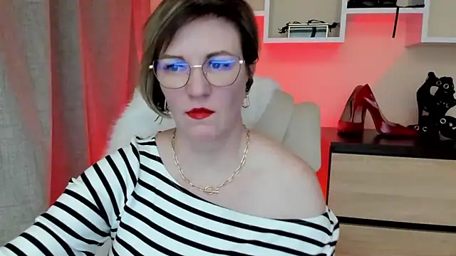 feliziaDesire online show from March 18, 7:08 pm