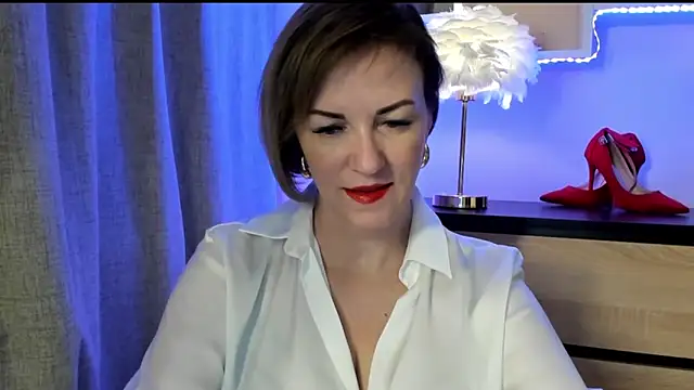 Snapshot of feliziaDesire chatting on September 12, 5:52 am feliziaDesire online show from September 12, 5:52 am