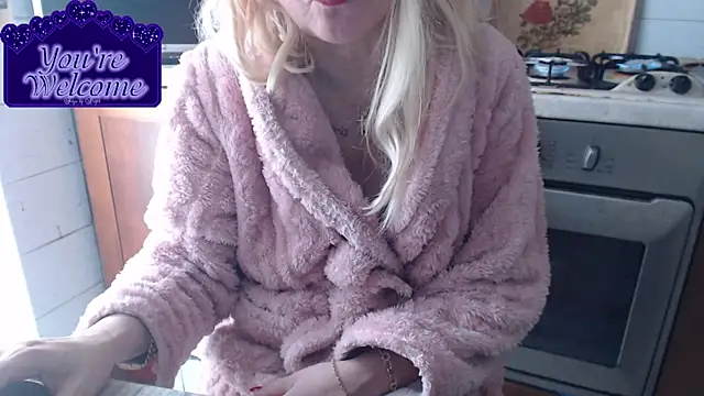 martachatte online show from February 18, 8:57 am