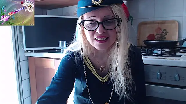 martachatte online show from September 21, 9:19 am