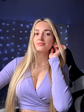 alicebedroom online show from October 28, 11:27 am