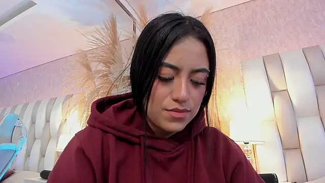 Rebeca jones online show from July 10, 1:33 pm