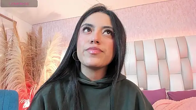 Rebeca jones online show from January 17, 12:34 pm