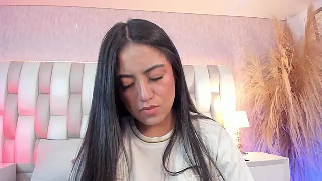 Rebeca jones online show from July 7, 1:14 pm