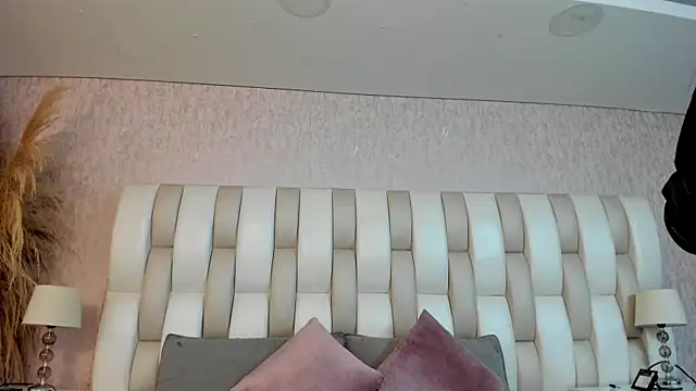Rebeca jones online show from July 29, 1:11 pm