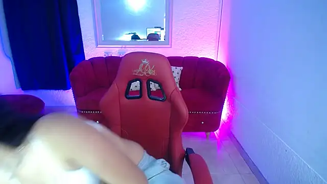 nathaly low1 online show from July 14, 12:32 pm