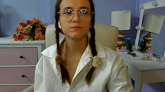 dirtyxEmily online show from February 28, 9:52 am