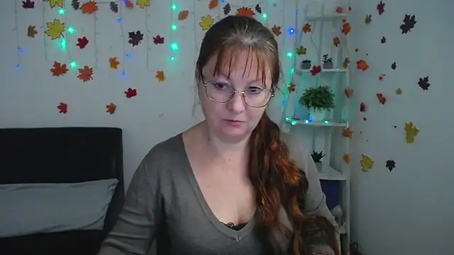 VanessaHotts online show from November 10, 5:57 am