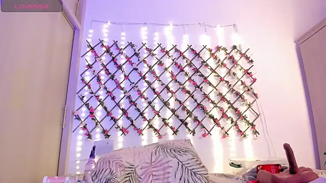 naughty ebonyy online show from June 9, 3:39 am