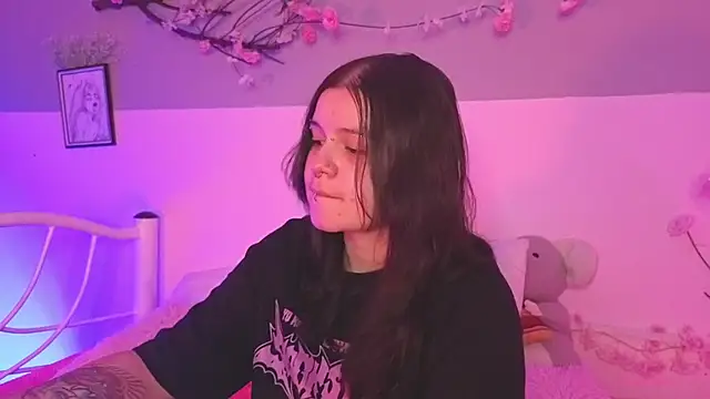 Mey moon online show from March 25, 5:00 am