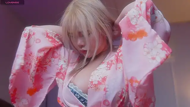 laybunny1 online show from June 18, 10:25 pm