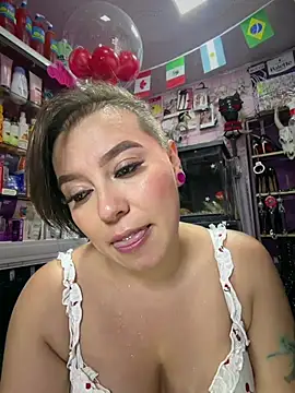 TamySweetness online show from July 1, 6:18 pm