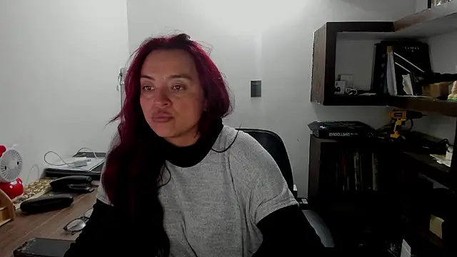 Redwidow   online show from March 19, 3:00 am