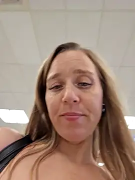 SkyelarSommer online show from January 5, 5:49 pm