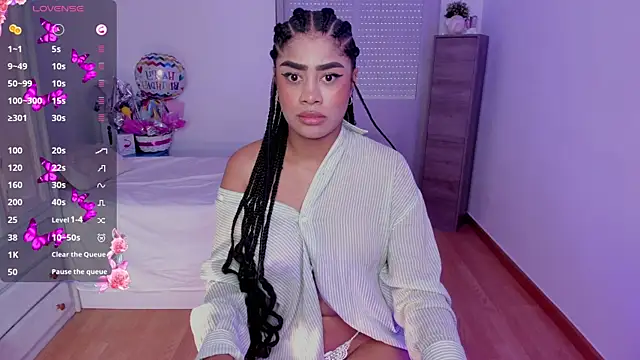 Snapshot of briana_walker chatting on September 17, 10:46 am briana walker online show from September 17, 10:46 am