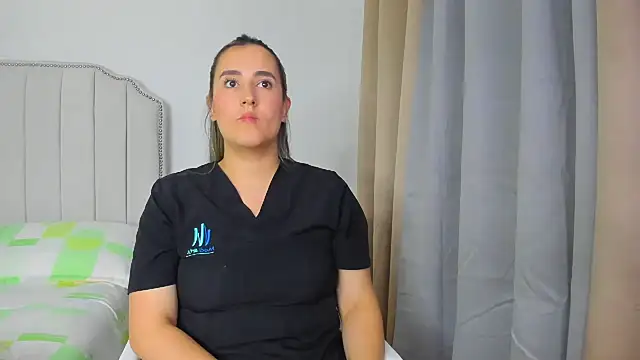 Hanna86 online show from April 28, 1:03 am
