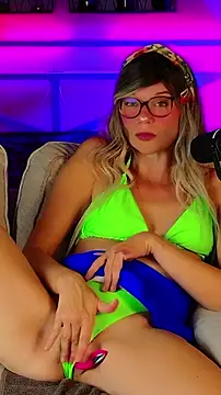 Kittychatte online show from August 2, 8:01 pm