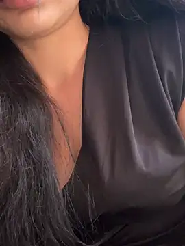 LaPetitechienne1 online show from June 5, 3:29 pm