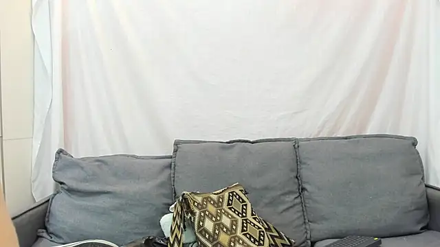 Snapshot of Mhelanny2 chatting on September 18, 4:16 pm Mhelanny2 online show from September 18, 4:16 pm