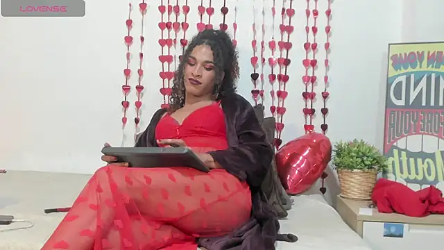 StefanyMiler online show from February 15, 5:32 am