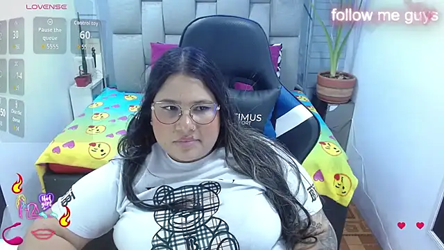 evelin zaens online show from July 11, 9:42 am
