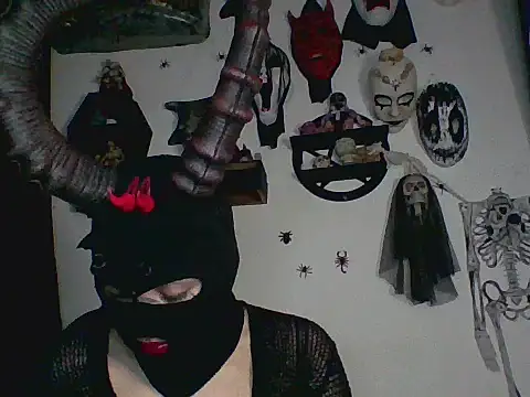 FeticheMacabre online show from November 30, 6:50 am