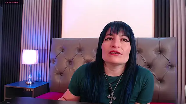 alicia moom online show from July 31, 7:48 pm