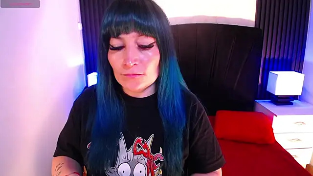 alicia moom online show from January 7, 8:34 pm