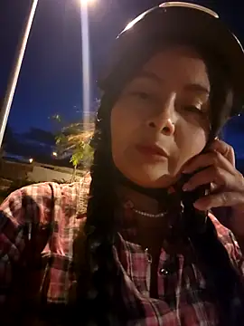 bellapaty online show from September 18, 7:01 pm