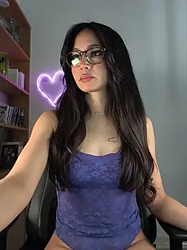 Naughty-Jessie online show from February 27, 9:14 pm