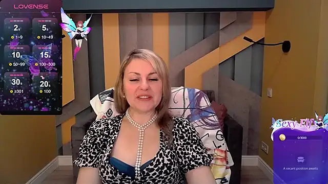 Candy Long online show from January 13, 6:30 am