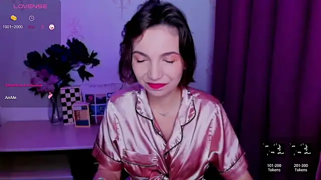 KindHazelHere  online show from July 23, 5:37 am