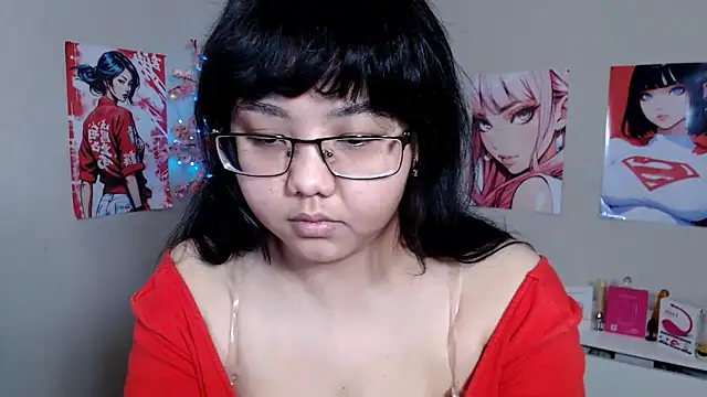 Snapshot of Moertomlly chatting on October 6, 4:40 am Moertomlly online show from October 6, 4:40 am