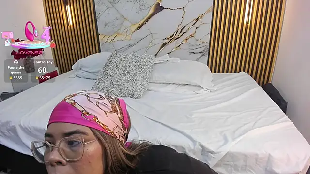  nickypurple  online show from November 2, 3:48 pm