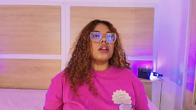  nickypurple  online show from June 25, 6:53 pm